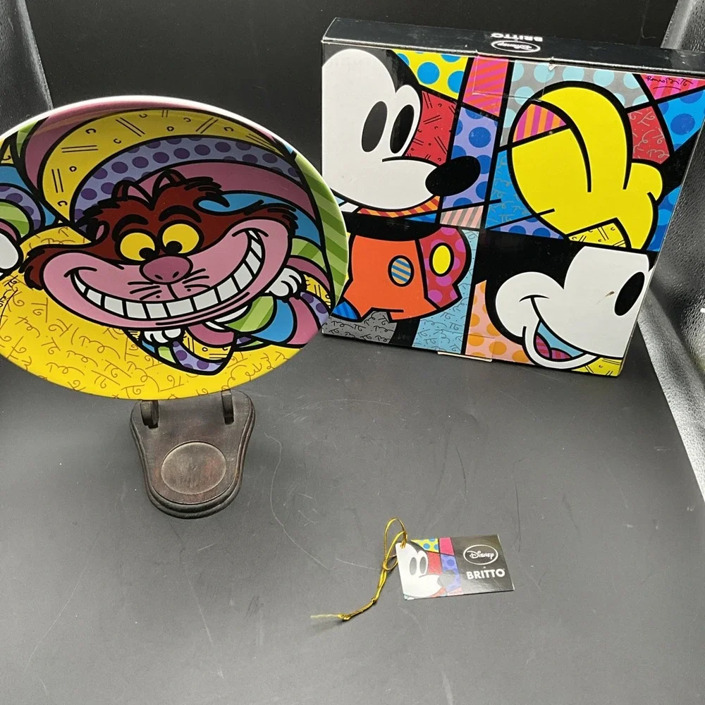 Disney Cheshire Cat Plate by Romero Britto *NEW* Gift Boxed